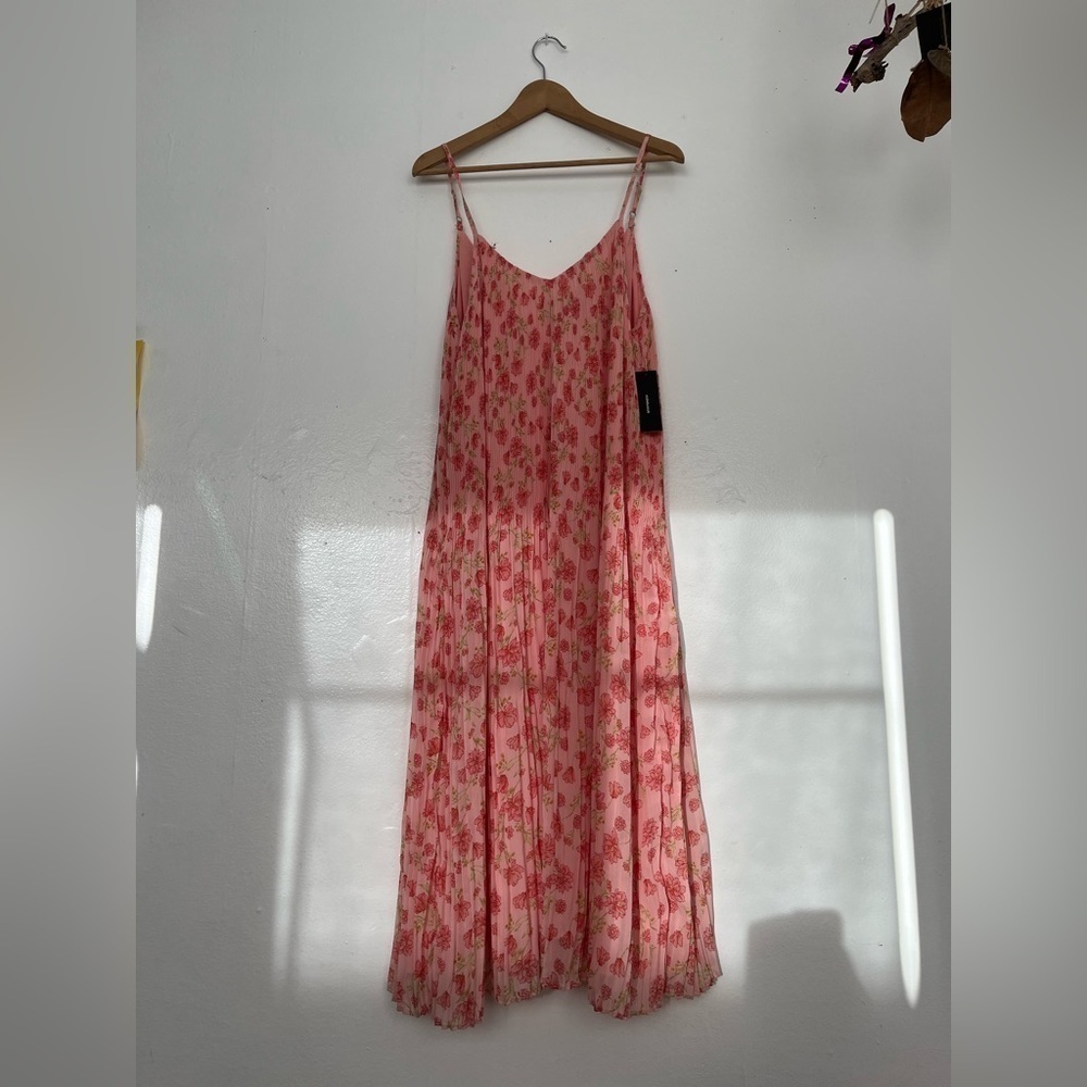 NWT Lulu's Liza Pink Floral Print Pleated Midi Dress - Picture 5 of 8